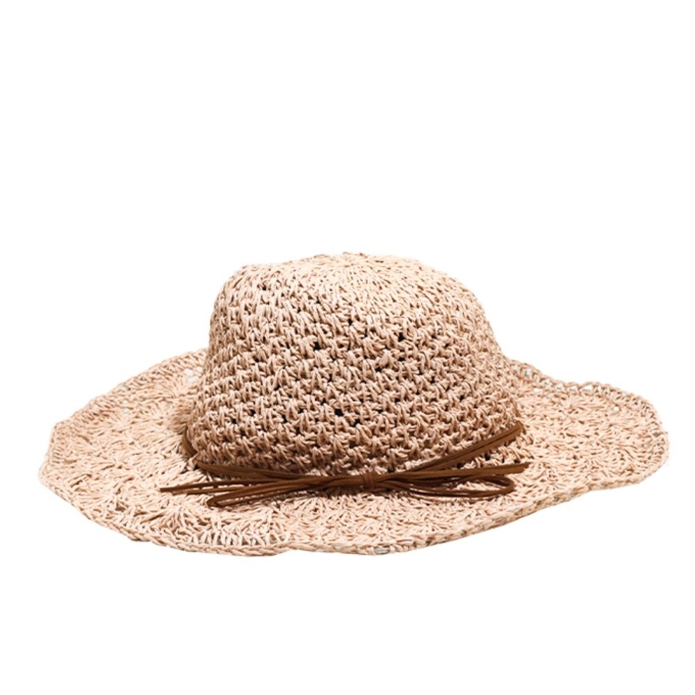 CAPELINA DE RAFIA TEJIDA CALADA CON LAZO