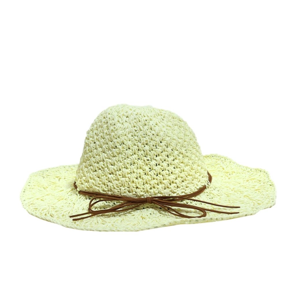 CAPELINA DE RAFIA TEJIDA CALADA CON LAZO