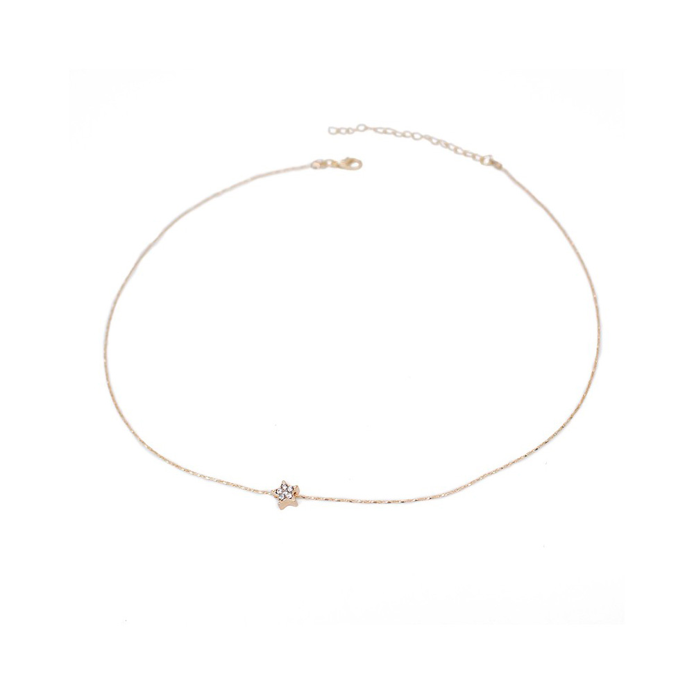 COLLAR CORTO DIJE ESTRELLA CON STRASS