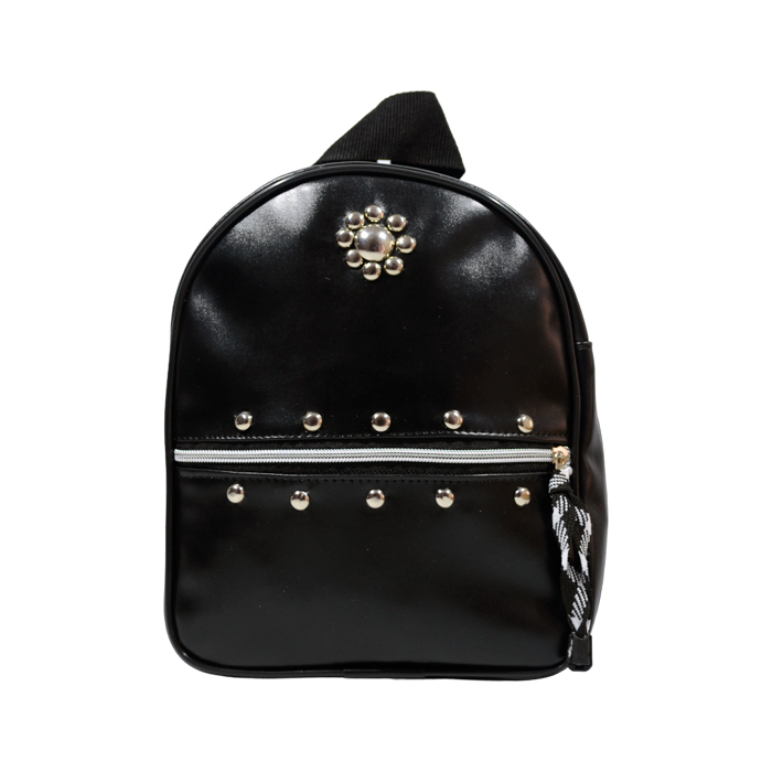 MOCHILA DE CUERO CON TACHAS ROSETA