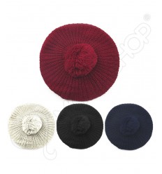 BOINA DE LANA CON POMPON