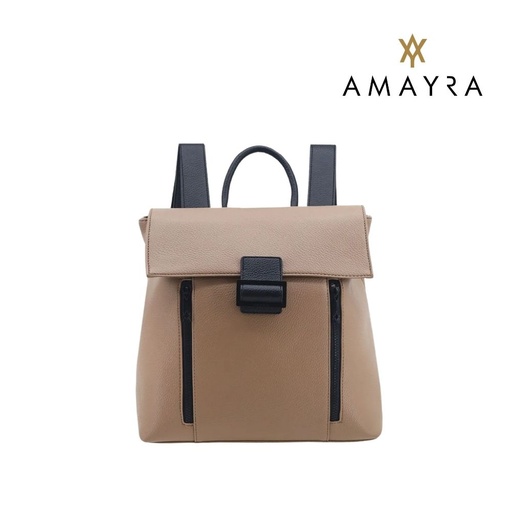 [T1401] MOCHILA CON SOLAPA SIMIL CUERO AMAYRA